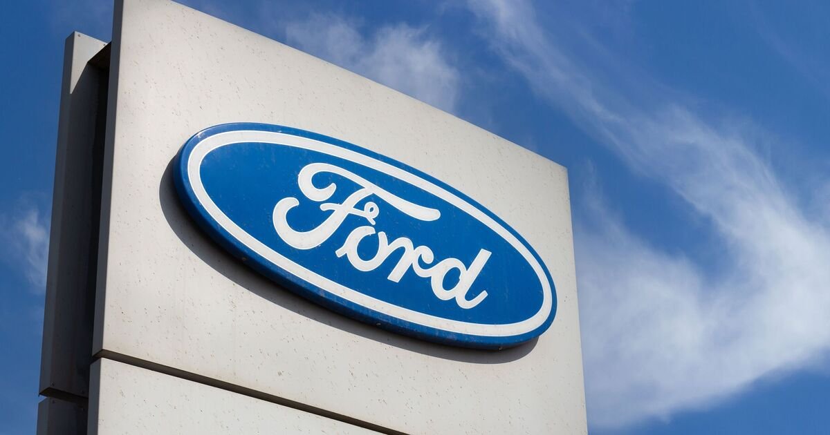 Ford-recalls-200000-cars-over-fear-passengers-could-become-trapped.jpg