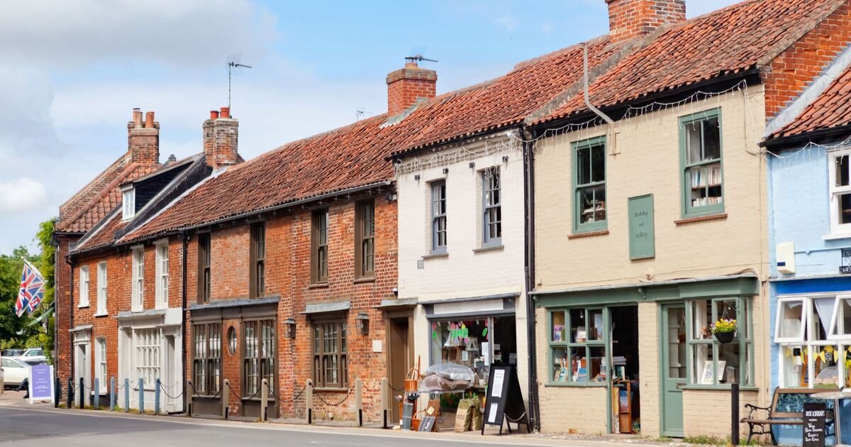 One-of-the-UKs-‘poshest-seaside-towns-dubbed-‘Chelsea-on-sea.jpg