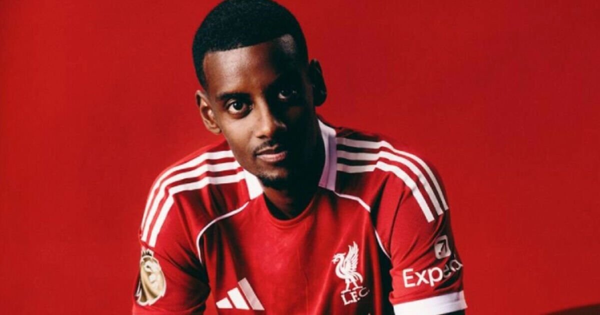 Alexander-Isak-makes-six-word-statement-after-125m-Liverpool-transfer.jpg