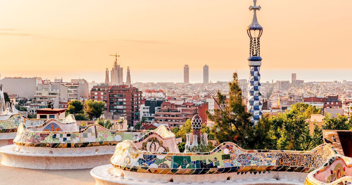 Barcelona bans all pub crawls in crackdown on anti-social tourists | Travel News | Travel