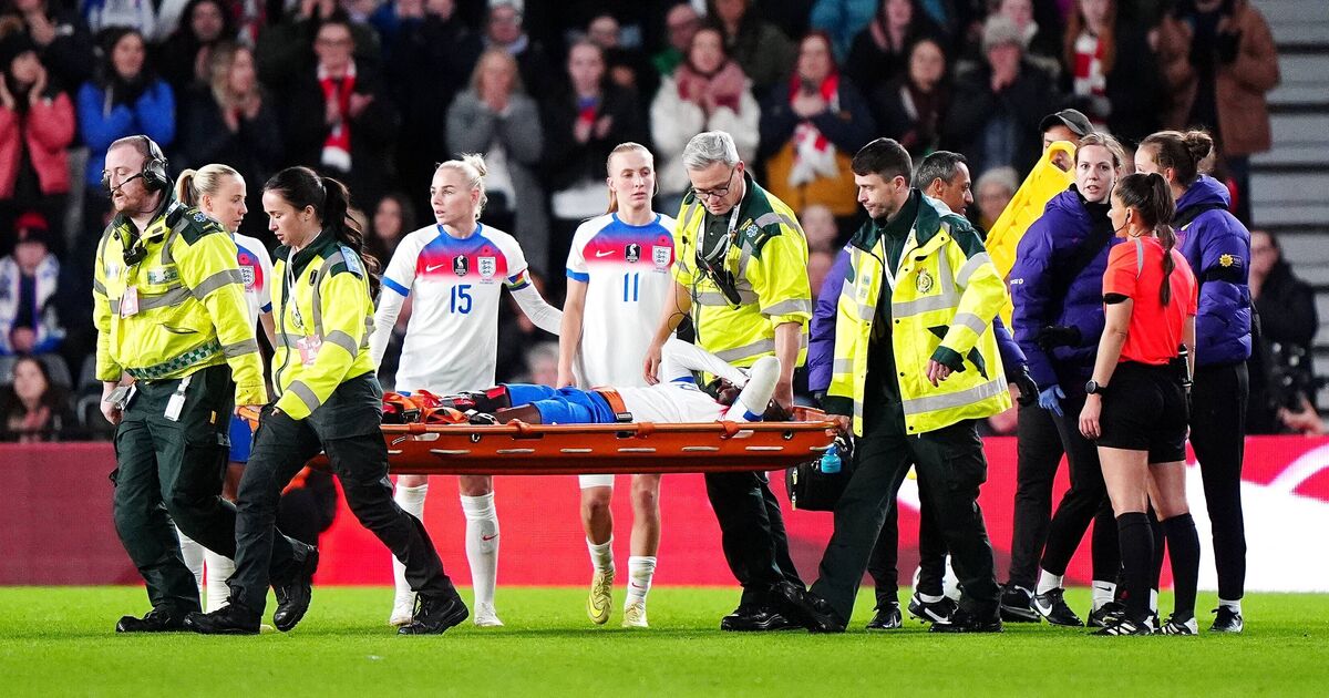 England Lionesses star Michelle Agyemang screams in pain on pitch | Football | Sport