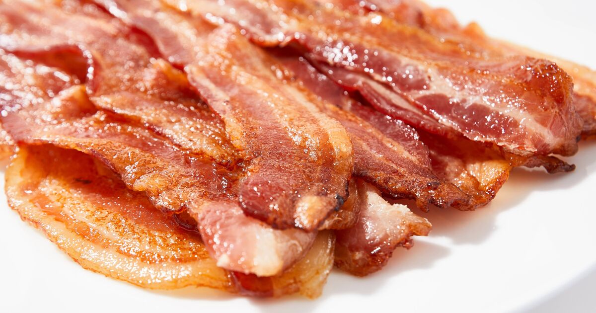 How to cook bacon without butter, oil or a frying pan