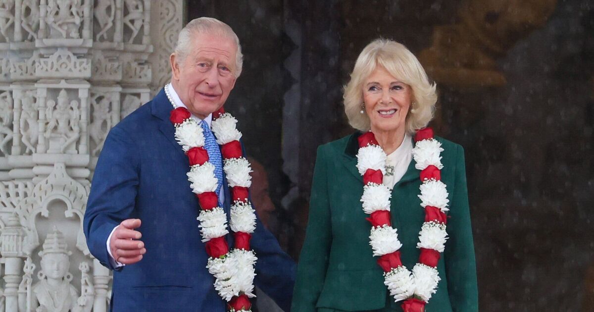 King Charles and Queen Camilla given incredible floral garlands | Royal | News