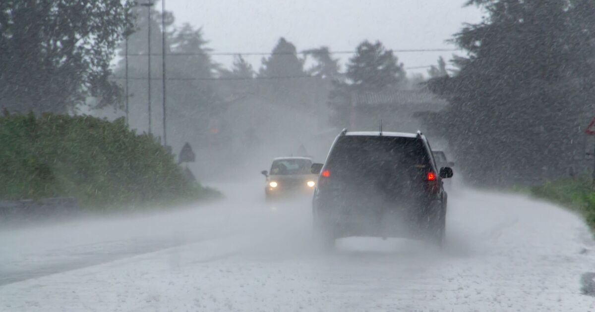 Monster storm maps show exact times 80mph gales batter Britain in Halloween horror | Weather | News