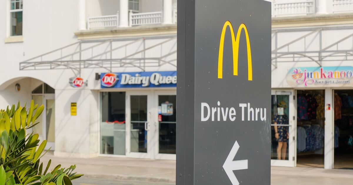 NHS doc struck off after exposing himself to girl in McDonald’s | UK | News