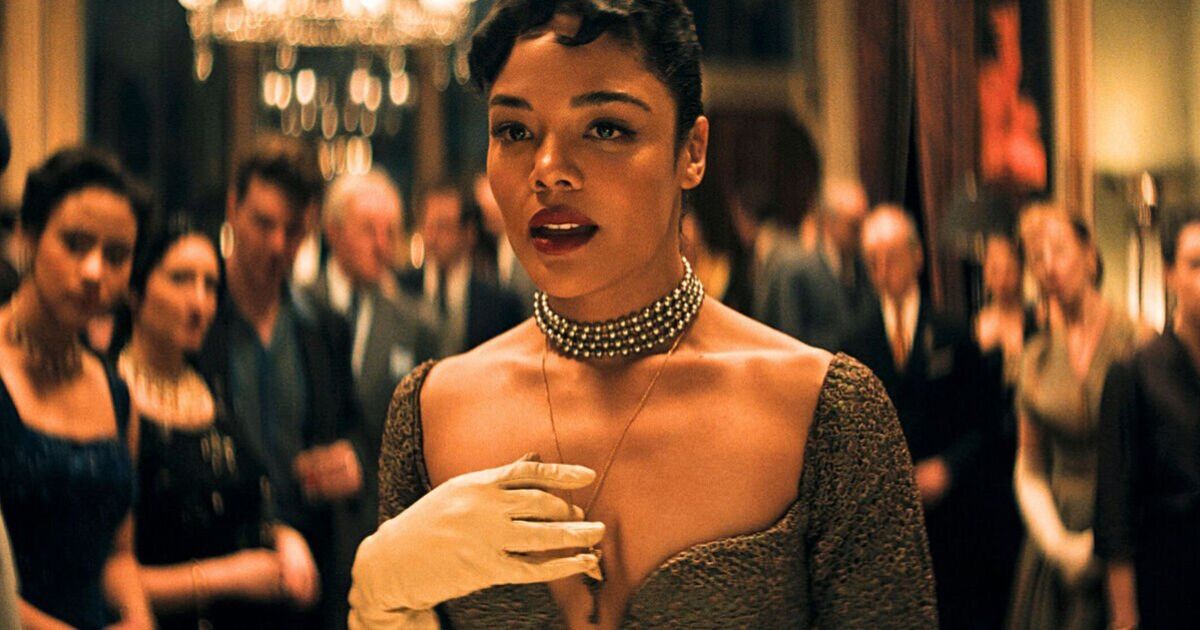 Who is in the cast of Hedda?