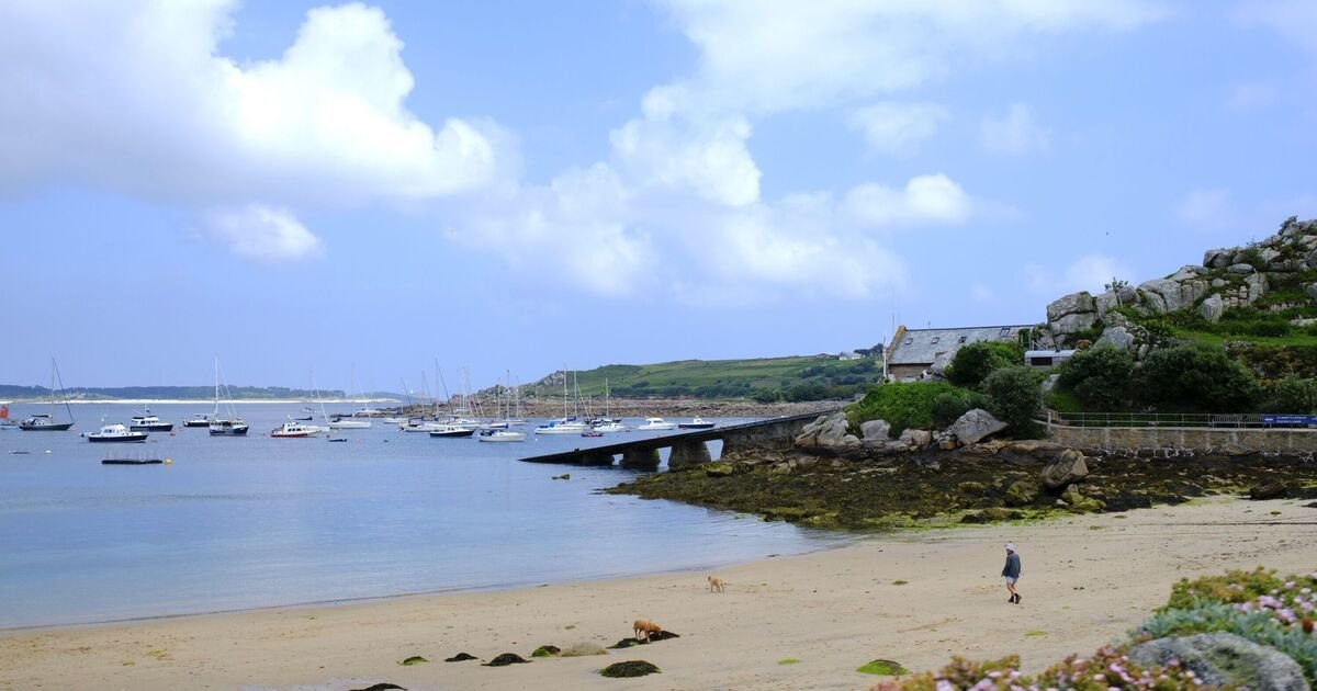 Incredible UK island to visit with 17C November weather | Travel News | Travel