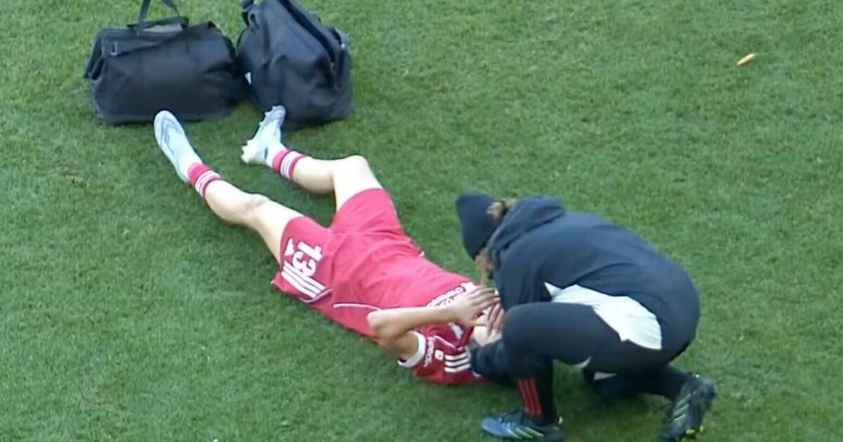 Liverpool-womens-ace-rushed-to-hospital-with-neck-injury-after.jpg
