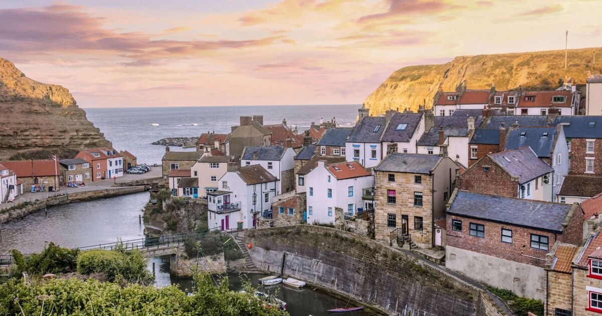 UK village named ‘one of the prettiest’ has the best Sunday roast | Travel News | Travel