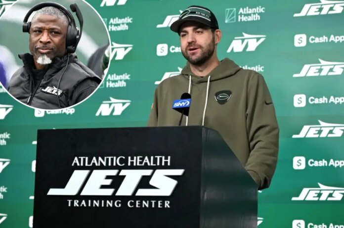 Aaron-Glenn-mulling-Jets-offensive-coordinator-change.jpg