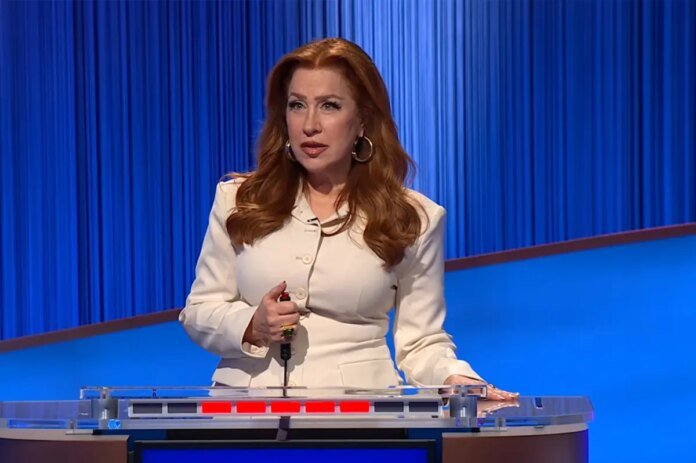 ‘Jeopardy-audience-stunned-as-actress-Lisa-Ann-Walter-lets-curse.jpg