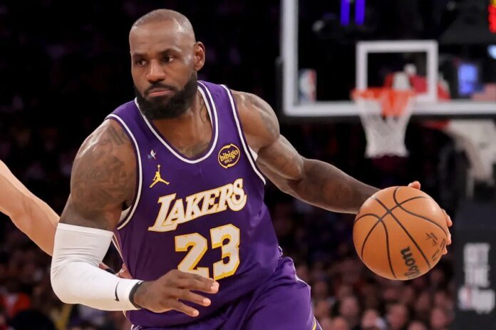 LeBron-James-at-odds-with-Lakers-uncertain-on-retirement.jpg