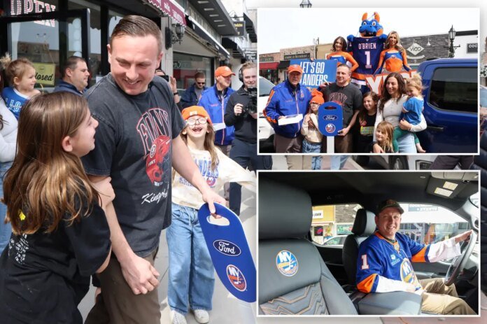 Islanders-surprise-active-military-FDNY-Bravest-with-touching-gift.jpg
