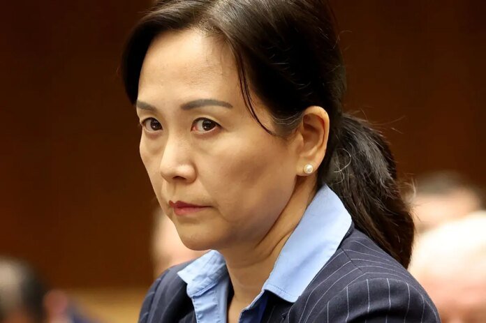 Disgraced-LAUSD-employee-Grace-Peng-emotionless-in-court.jpg
