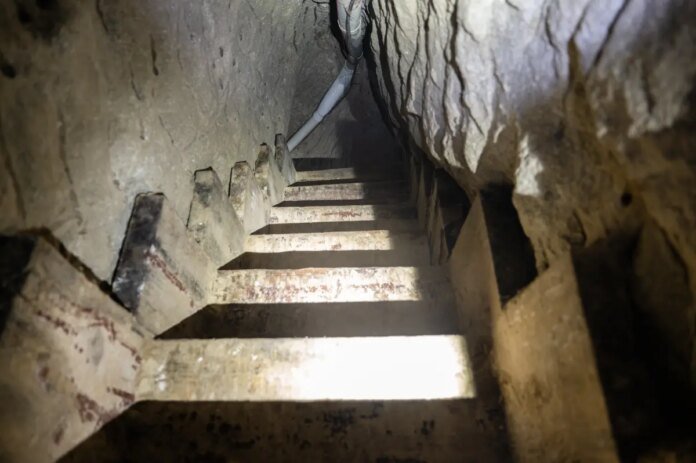 Fake-California-store-had-hidden-entrance-to-massive-smuggling-tunnel.jpg