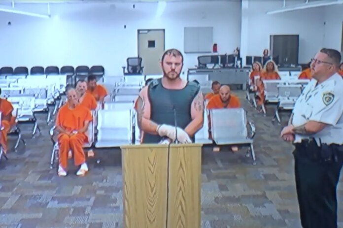 Florida-man-with-top-military-security-clearance-allegedly-confessed-to.jpg