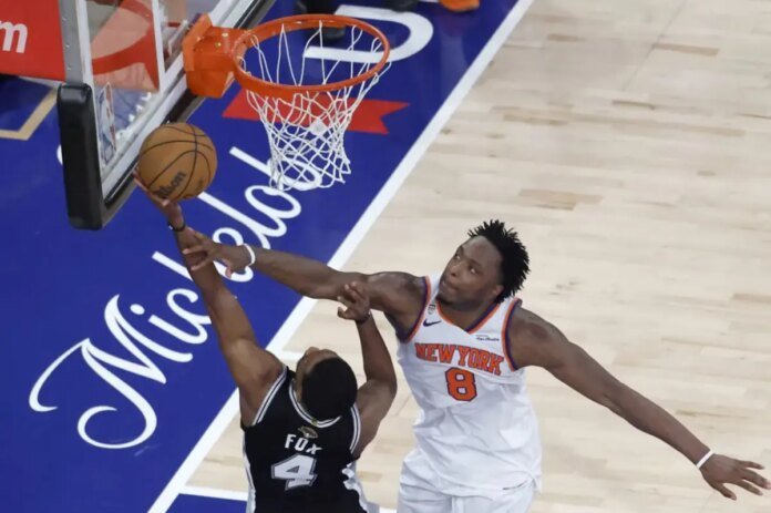 Heroes-zeros-from-Knicks-Game-4-NBA-Finals-win-over.jpg