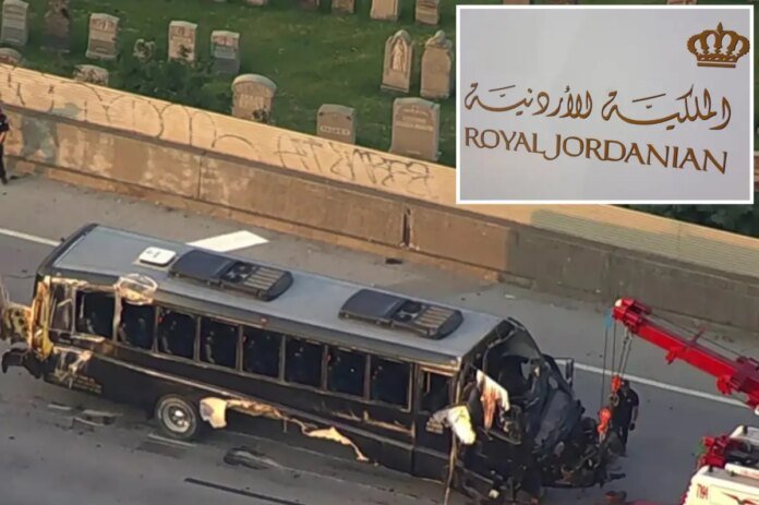 Bus-that-flipped-on-Long-Island-Expressway-killing-2-was.jpg